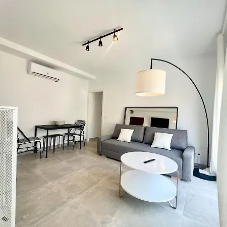Apartahotel Golden Coast Calafell 2 *